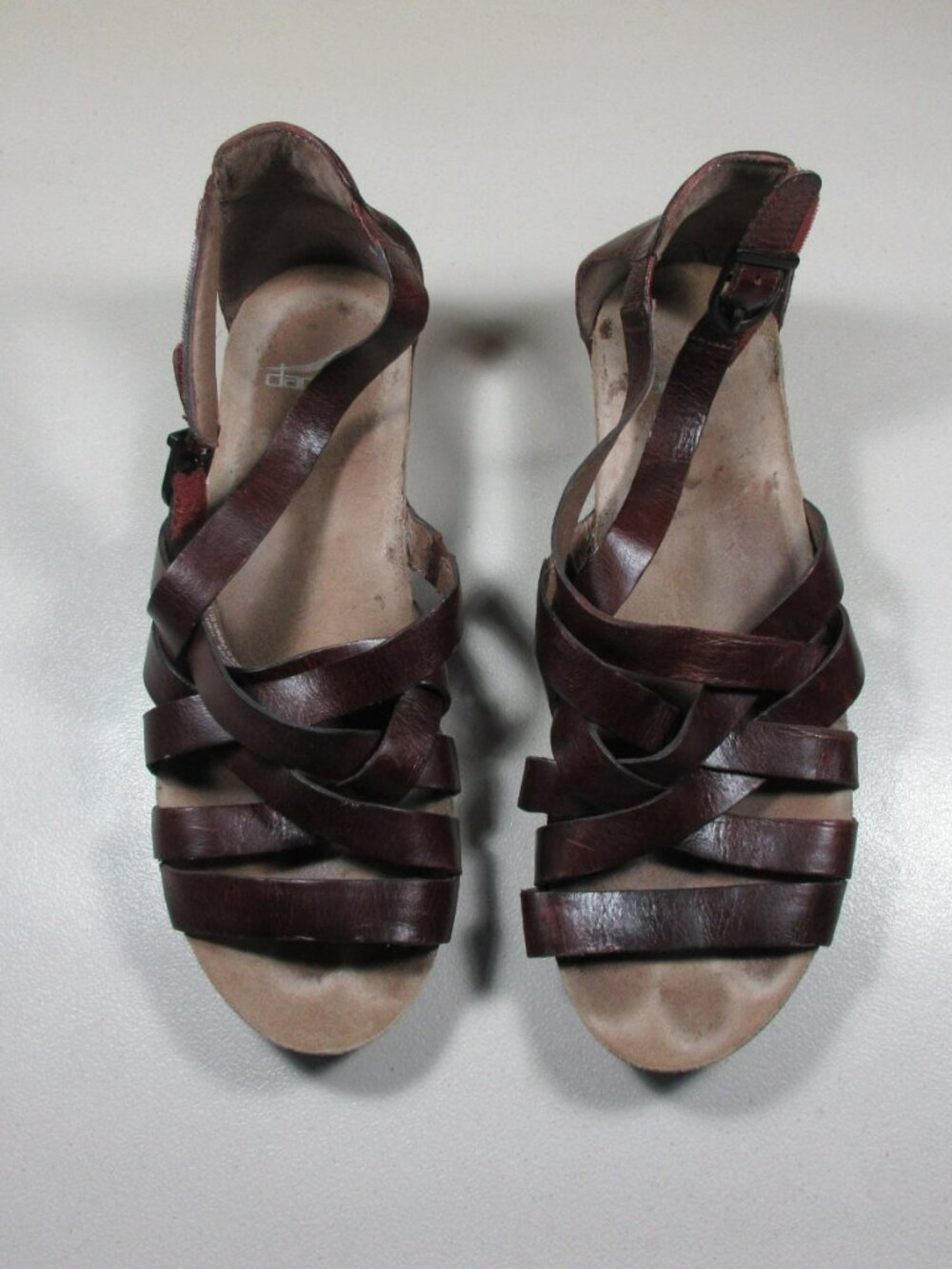 Dansko womens brown Vivian strappy leather Gladiator slingback sandals 8.5 M 39